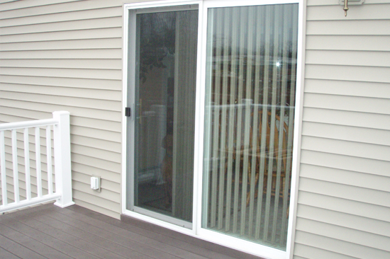 Oildale-screen-door-repair